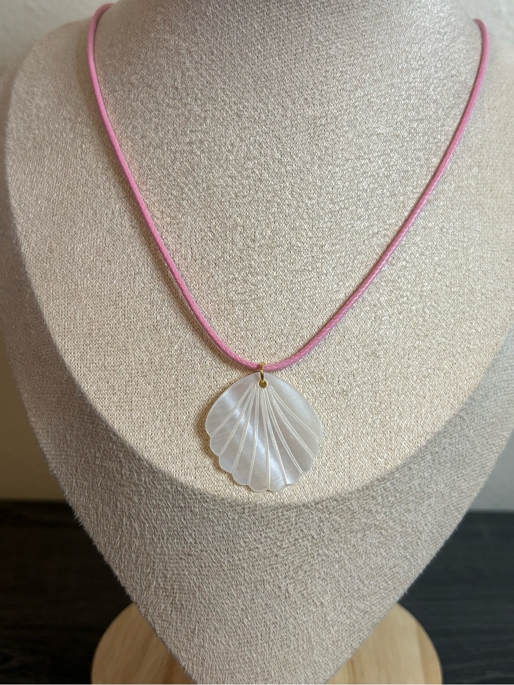 Handmade Mother Of Pearl Seashell Necklace